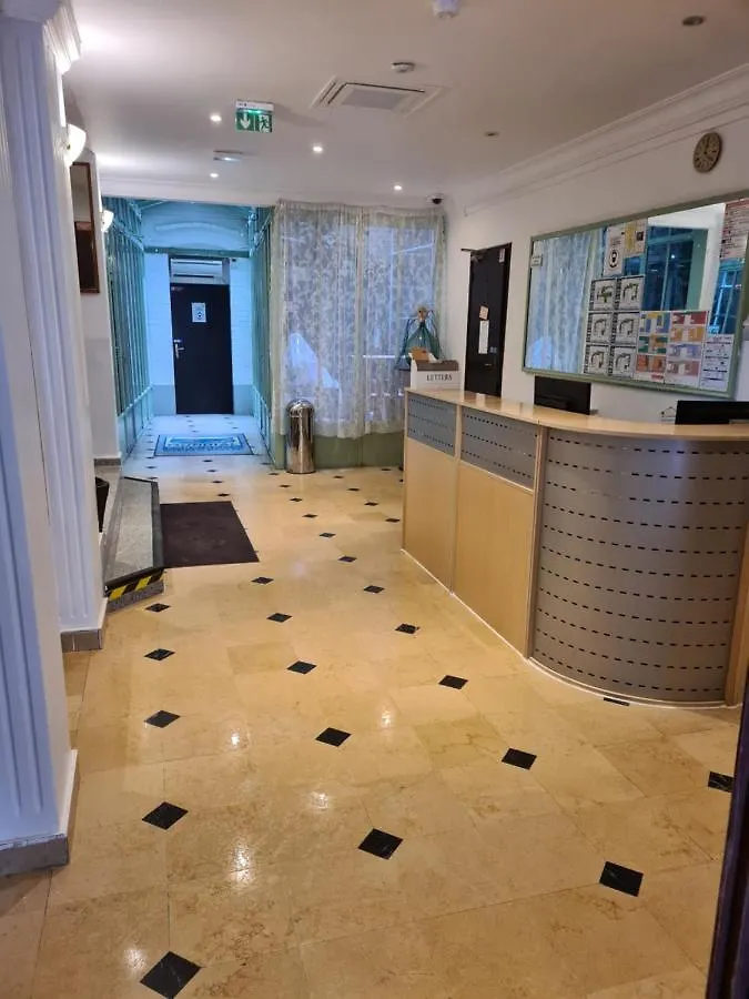 Style Hotel *